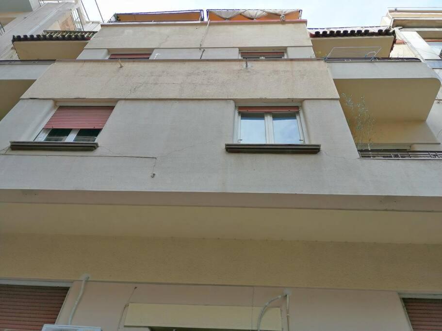 Downtown Quiet Apartment On A Pedestrian Street Atena Exterior foto