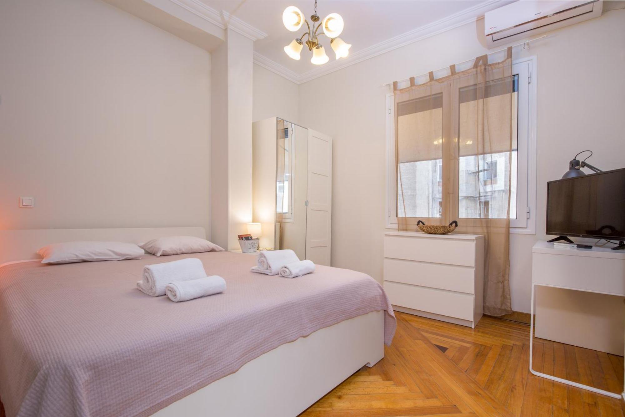 Downtown Quiet Apartment On A Pedestrian Street Atena Exterior foto
