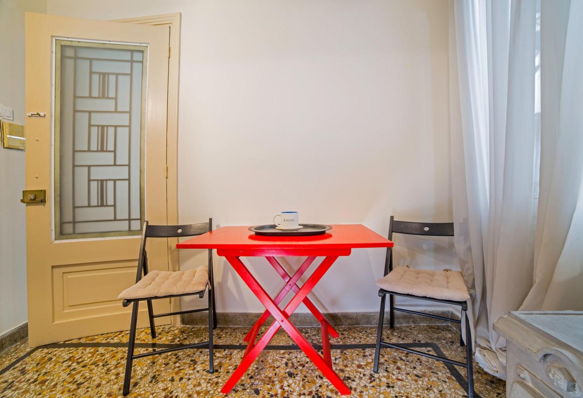 Downtown Quiet Apartment On A Pedestrian Street Atena Exterior foto